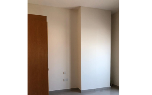 3 BHK( 3 bed rooms, 3 bath rooms) available in Jebel ali Industrial second